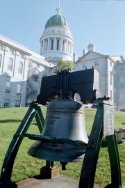 State House in Augusta with Reproduction of the Liberty Bell (2001)
