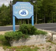 Sign: Welcome to Milbridge (2004)