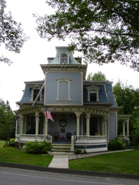 Frank Campbell House (2004)