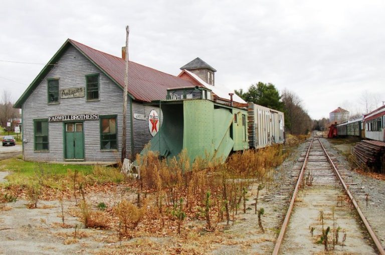 Thorndike – Maine: An Encyclopedia