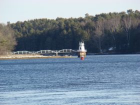 Doubling Point Light in Arrowsic on the Kennebec River (2010)