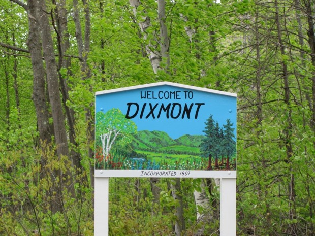 Sign: Welcome to Dixmont (2010)