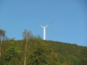 Record Hill Wind Farm in Roxbury (2011)