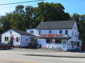 Small Market in Eliot (2012)