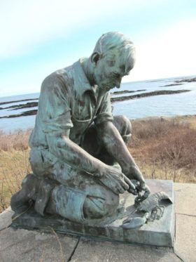 Sculpture to "All Maine Fishermen" (2013)