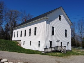 Amherst Town Hall on Route 9 (2013)