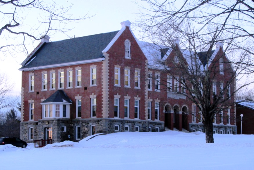 Higgins Classical Institute (2014)