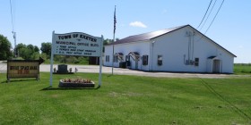 Town of Exeter Municipal Office Building and Post Office at Exeter Center (2014)