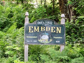 sign: "Welcome to Embden" (2014)