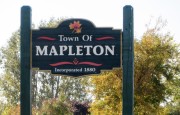 Sign: "Town of Mapleton" (2014)