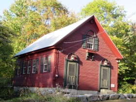 Old Haskell School on Route 93 (2014)