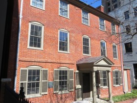 Wadsworth-Longfellow House at 487 Congress Street in Portland (2015)