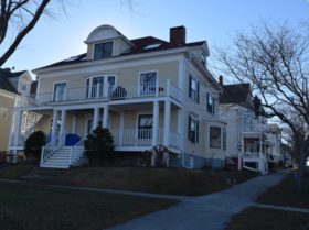 Houses near Eastern Promenade (2015)