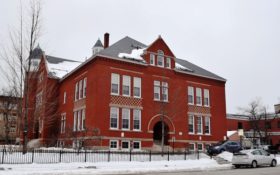 Oak Street School (2016)