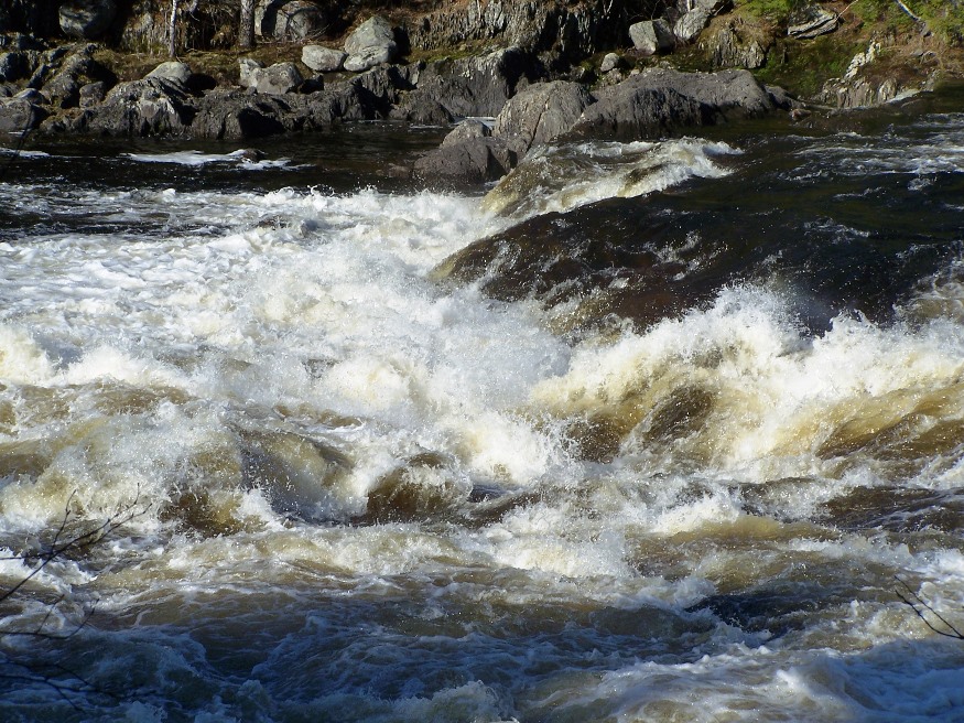 Upper Gordon Falls on the Mattawamkeag River (2016) [See video]