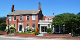 Pratt-Soule-Mitchell House, c. 1829 Federal with Greek Revival ell