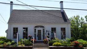 Andrews-Brewer House, c. 1840, Federal Cape (2017)