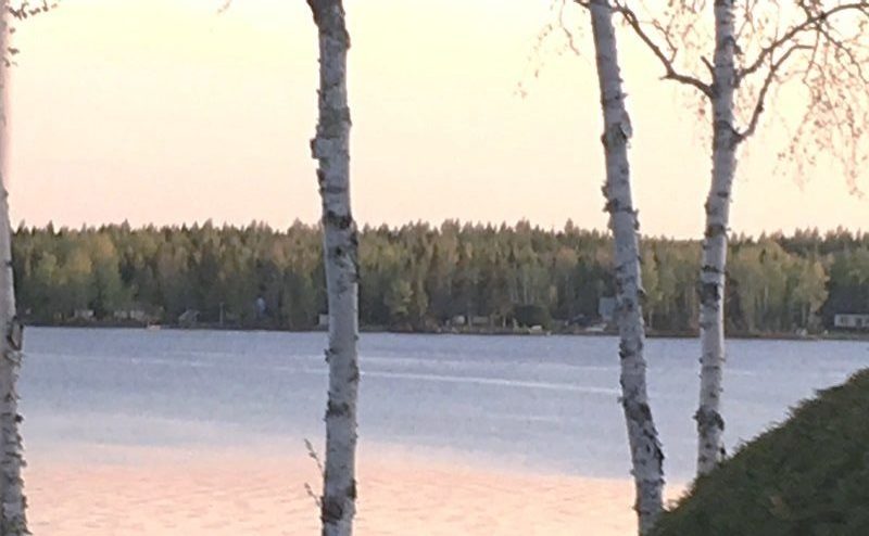Cross Lake with Cottages (2018)