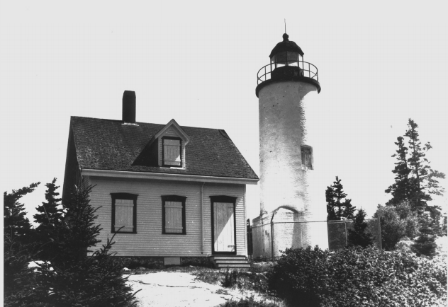 Baker Island Light (1987)