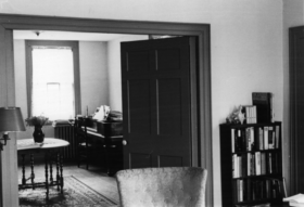 Lithgow House Interior (1985)