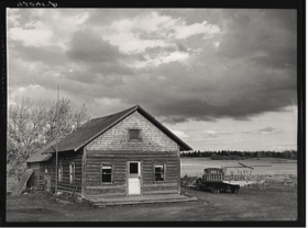 Log house occupied by French-Canadian potato farmer near Saint Agatha (1940)