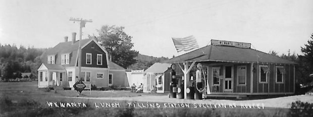 Convenience Store on U.S. Route 1 (c. 1920s)