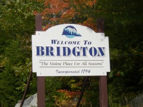 Sign: Welcome to Bridgton (2004)
