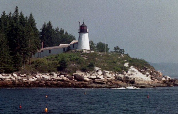 Burnt Island Light Station (2001)