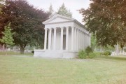 The Chisholm Tomb in Evergreen (2002)