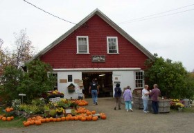Barn Store at the Apple Farm (2003)