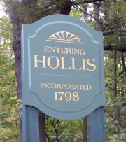 Sign: Entering Hollis (2003)