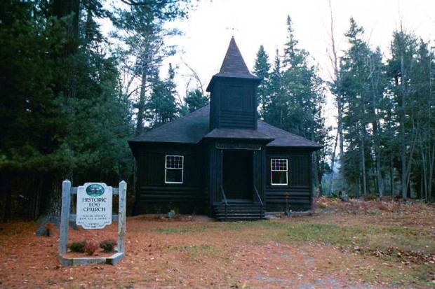 Oquossoc Log Church (2001)
