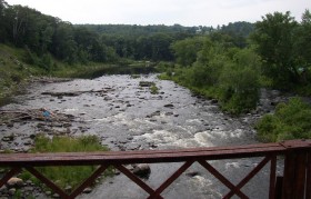 The Sandy River from the 1916 Bridge (2003)