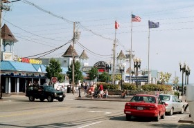 Attractions Near the Beach (2002)