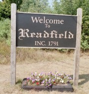 Sign: Welcome to Readfield (2002)