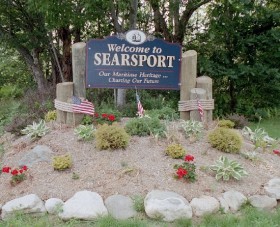 Sign: Welcome to Searsport (2002)