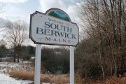 Sign: Welcome to South Berwick (2002)