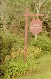 Sign: Leaving Days Ferry (2003)